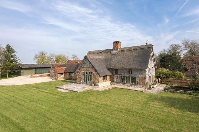 Best country houses for sale this week - Country Life Best country houses for sale this week - Country Life
