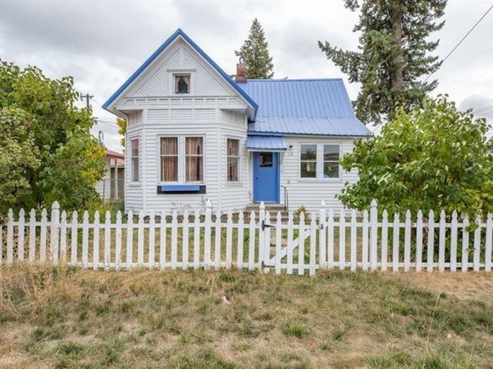 Country Cottages Under 0K in Beautiful Spots for Sale Right Now Country Cottages Under 0K in Beautiful Spots for Sale Right Now