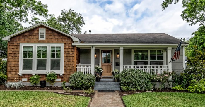 Patti Baker Fixer Upper house for sale in Waco Texas again Patti Baker Fixer Upper house for sale in Waco Texas again